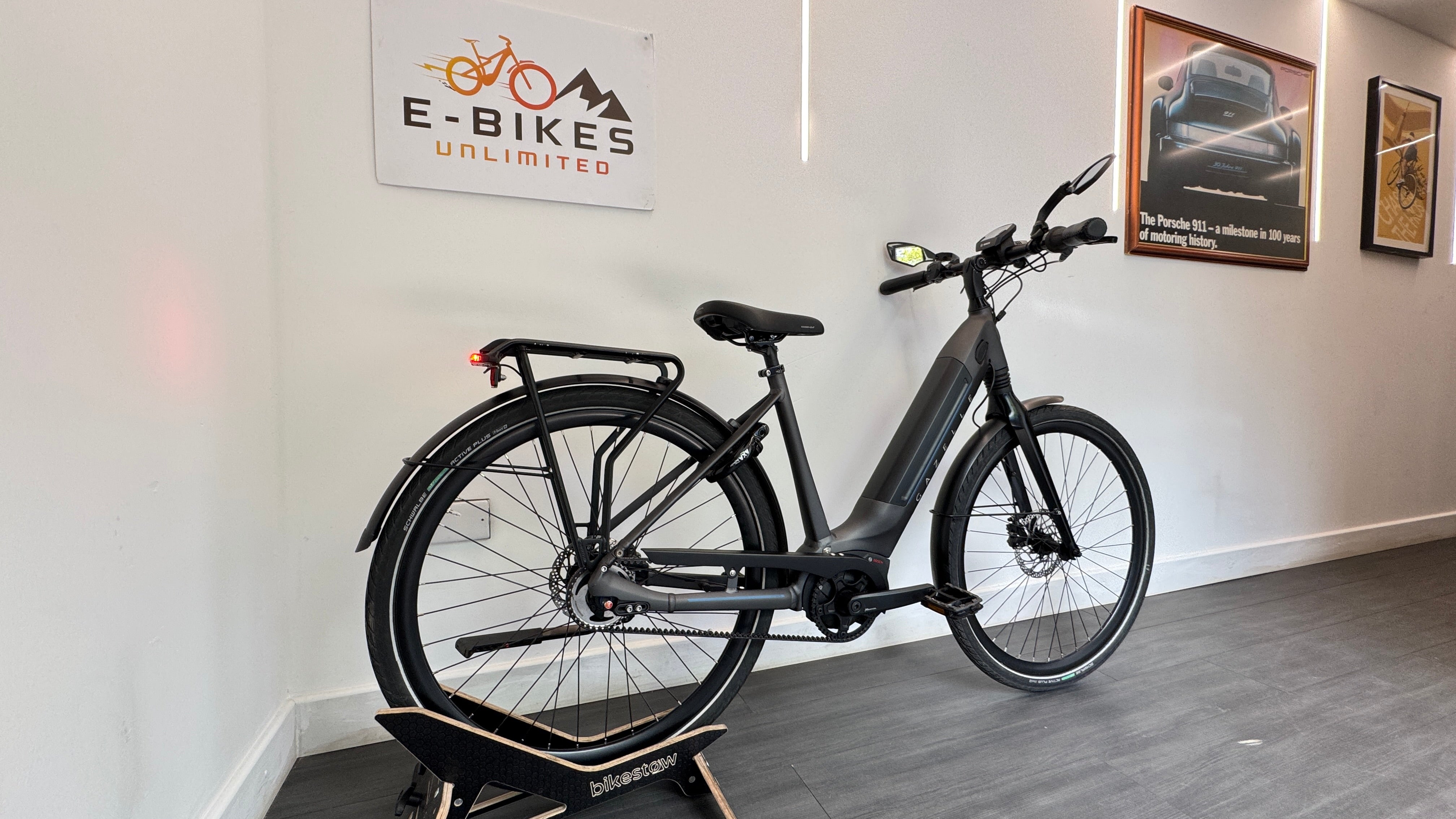 Gazelle Ultimate C5 HMB SMALL 49cm Electric Hybrid Bike Ebike Nexus Belt Drive 500Wh RRP £3499