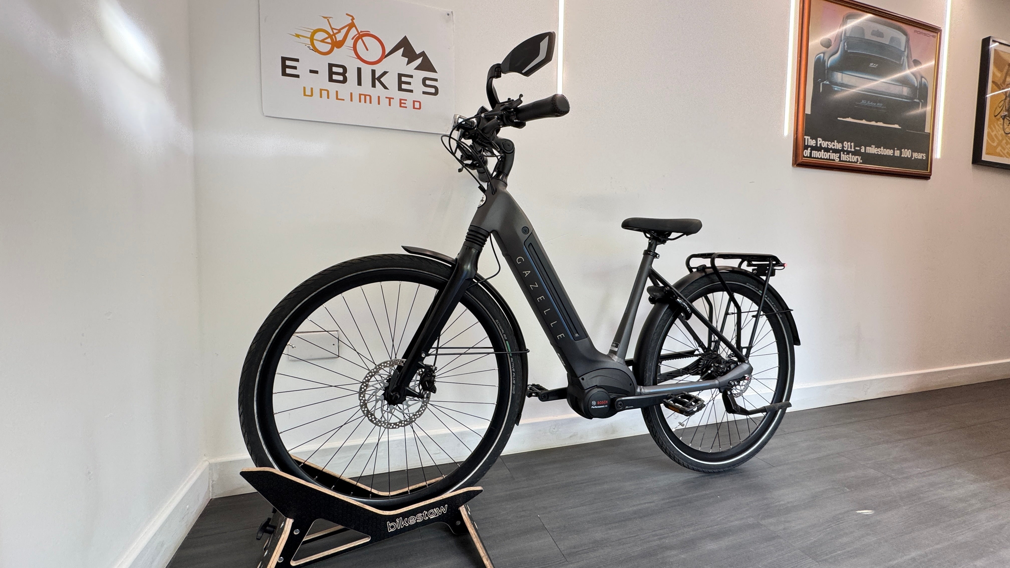 Gazelle Ultimate C5 HMB SMALL 49cm Electric Hybrid Bike Ebike Nexus Belt Drive 500Wh RRP £3499