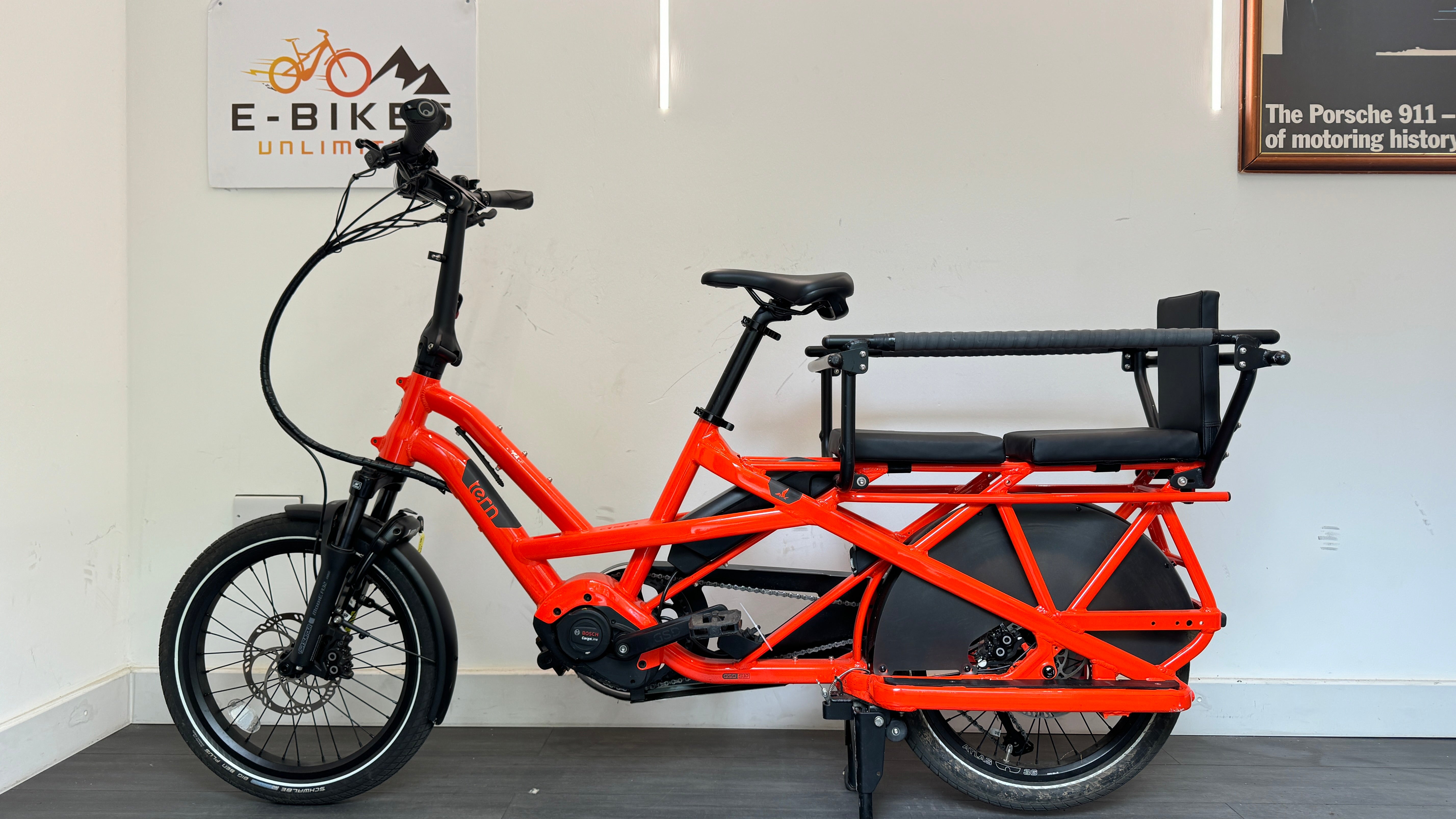 Tern Quick GSD S10 Black E-cargo Bike Red With Clubhouse seat cushion 286 miles